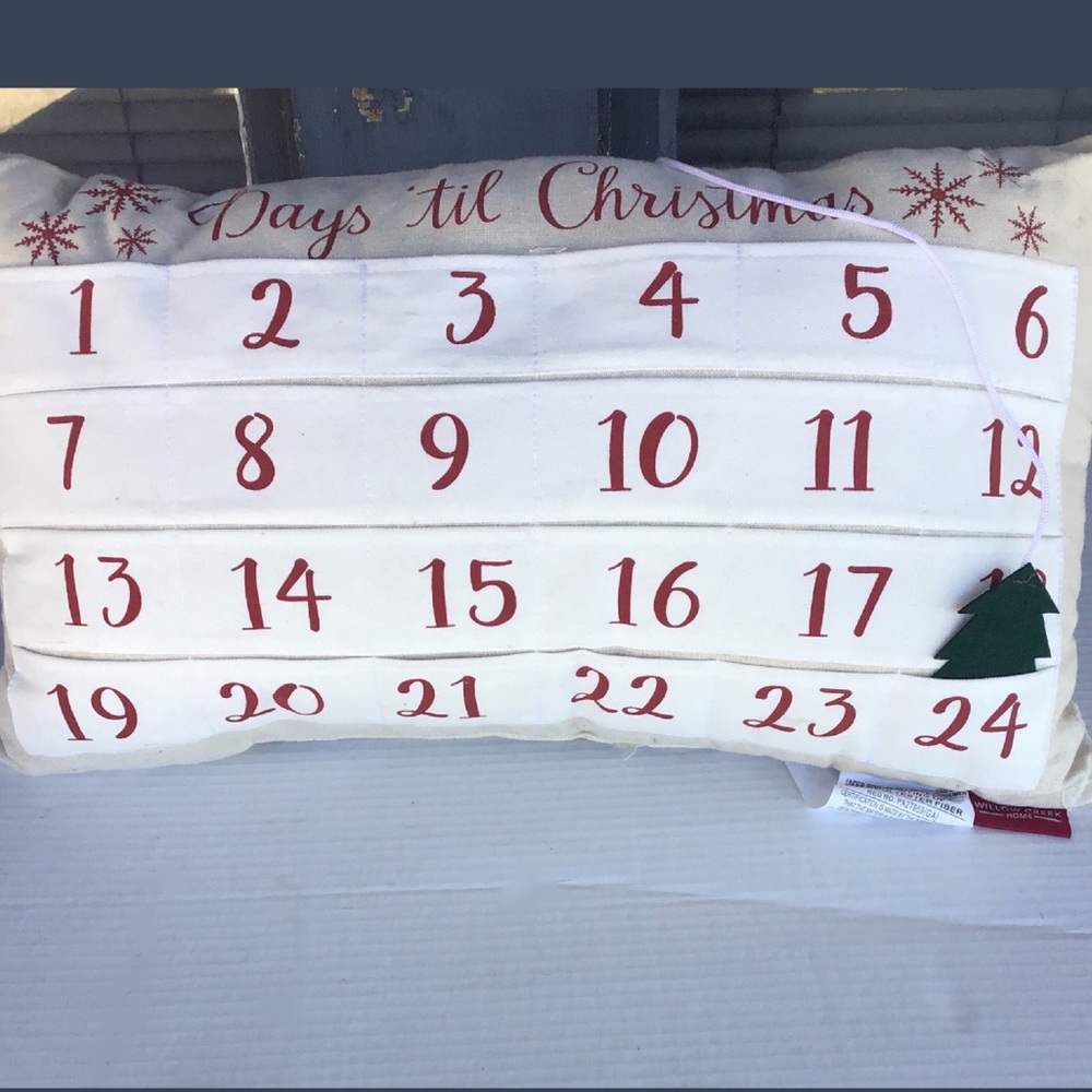 Days Til Christmas Advent Throw Pillow